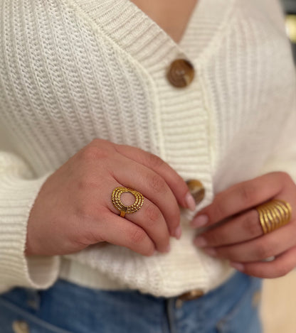 Anillo Lara